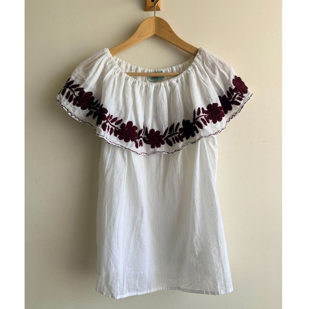 Nativa White w/ Burgundy hand embroidered Mexican top OS (see measurements)